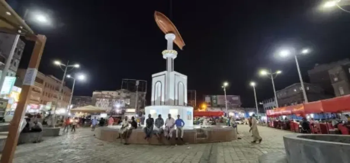 الحكومة تقر علاوات وتسويات الموظفين وسط أزمة مرتبات وإنعدام الإيرادات