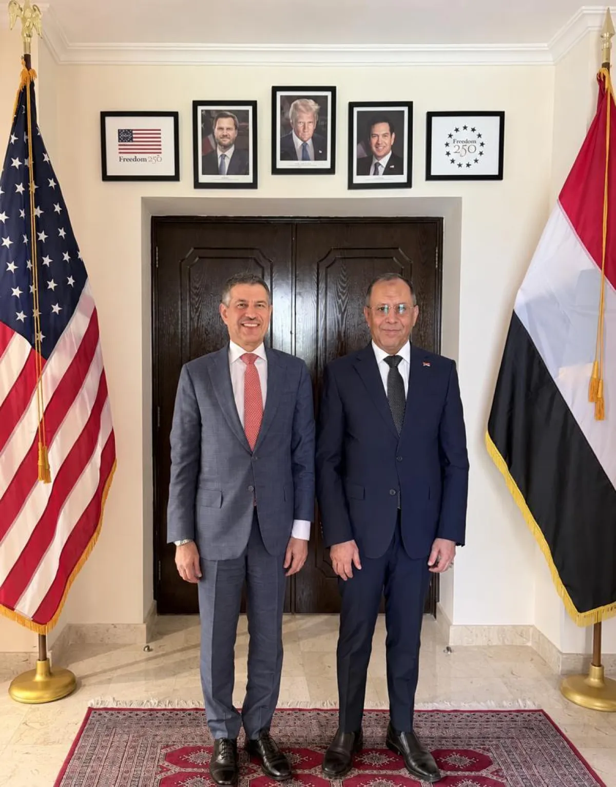 نائب وزير الصناعة والسفير الأمريكي يبحثان توسيع الشراكة الاقتصادية وتحفيز الاستثمار ودعم التحول المؤسسي