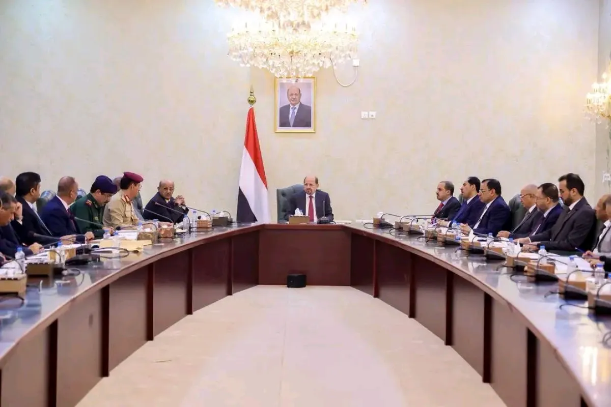 مجلس الوزراء يعتمد بدل غلاء معيشة بنسبة 20 بالمئة ويقر صرف العلاوات والتسويات المتوقفة ويشكل اللجنة العليا للمناقصات