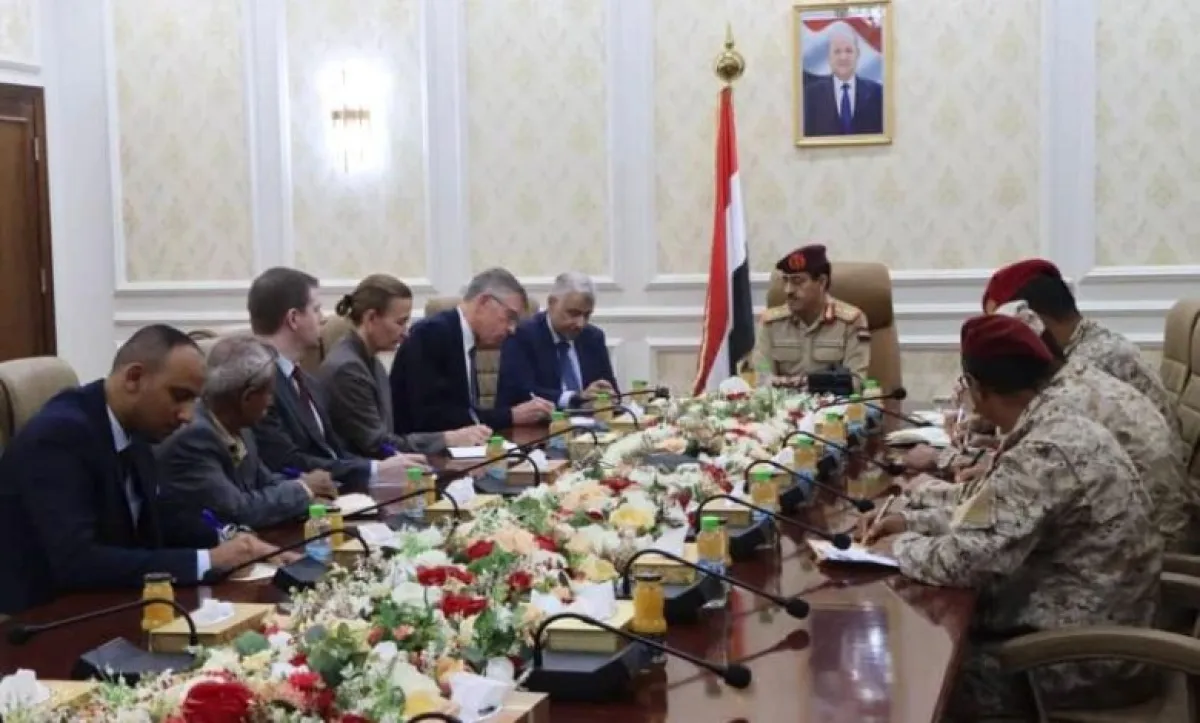 وزير الدفاع: تنسيق عالي المستوى بين الحوثيين والتنظيمات الإرهابية يهدد الأمن الإقليمي والدولي