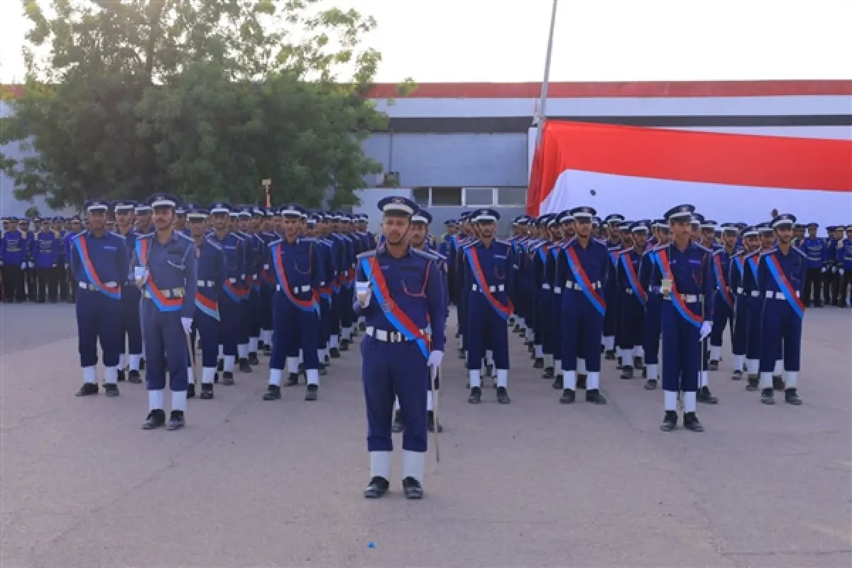 مأرب.. كلية الطيران تحتفي بتخرج الدفعة الـ34 بالتزامن مع العيد الوطني الـ36" للجمهورية