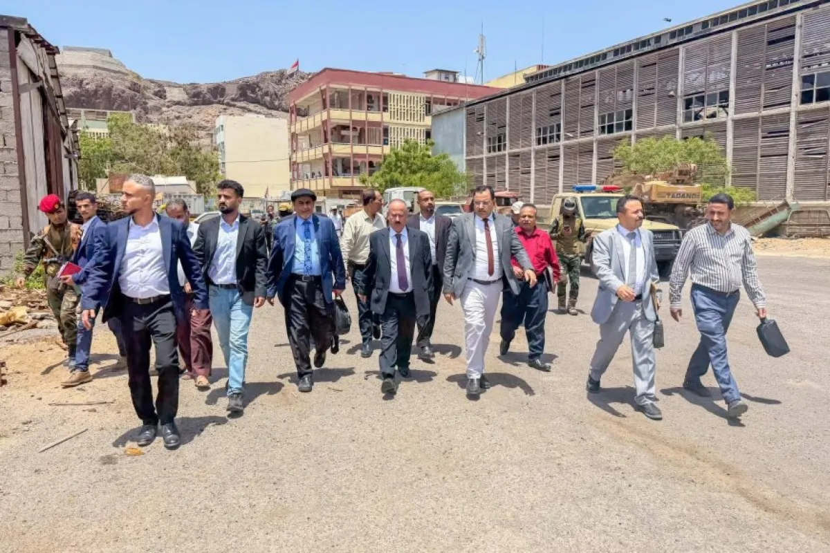 وزيرا النقل والزراعة والثروة السمكية يناقشان جهود تعزيز التنسيق والتكامل بين الوزارتين 