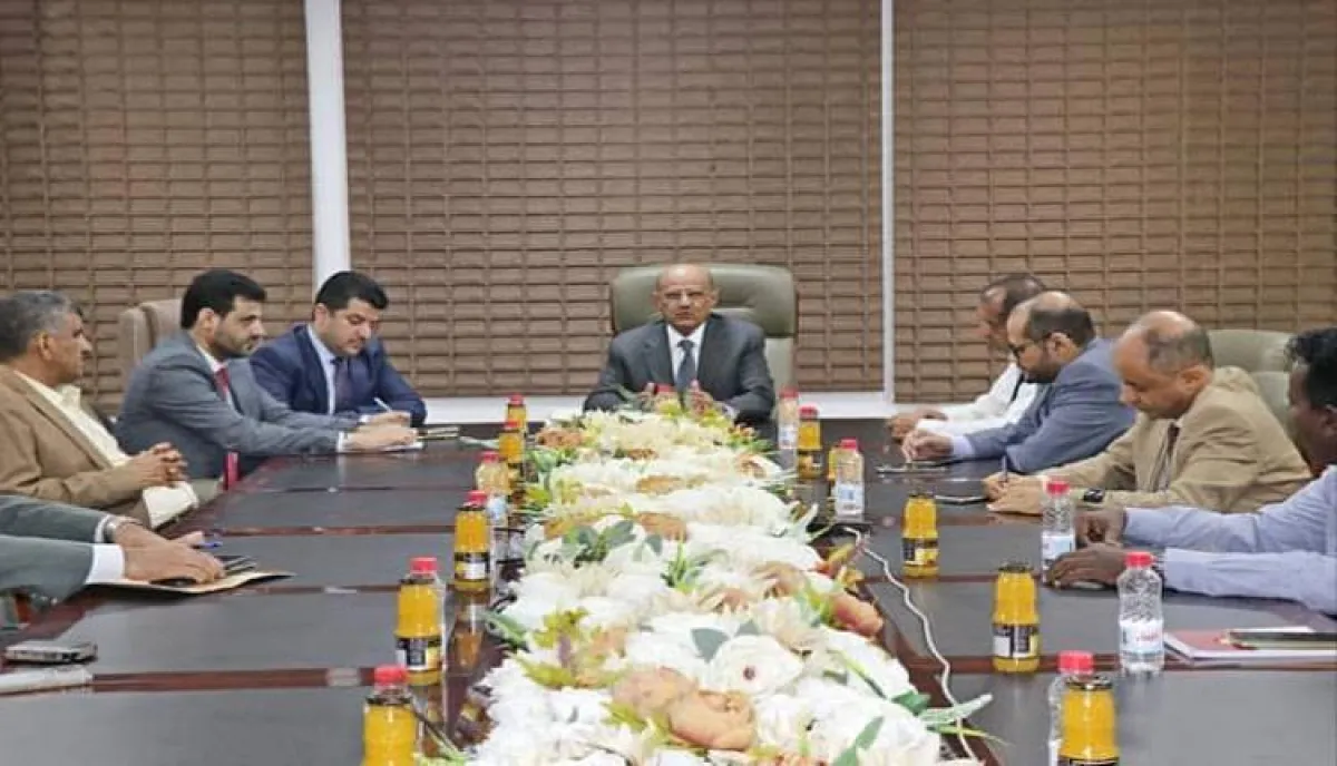  ترتيبات عاجلة مع البنوك الإقليمية والدولية يعلن عنها محافظ البنك في عدن 