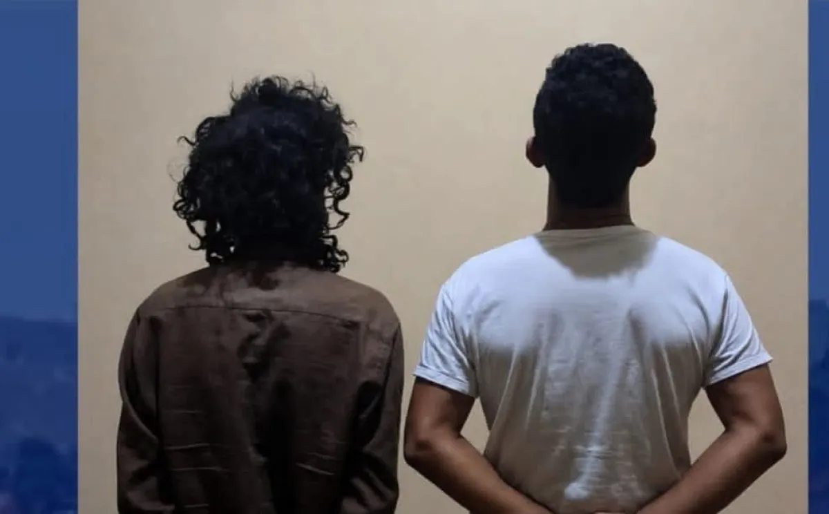 أبين.. أمن لودر يعلن ضبط اثنين من أكبر مروجي مادة الحشيش في المديرية
