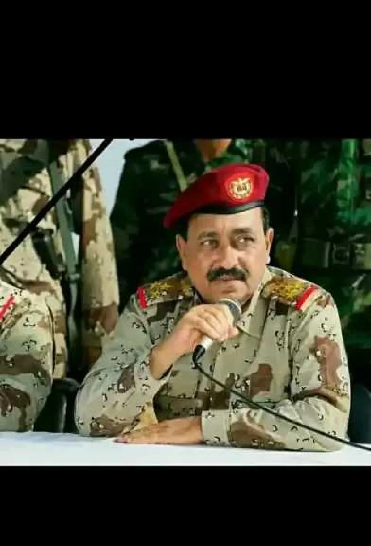 اغتيال ضابط برتبة عميد ركن بعد اعتراض سيارته جنوب شرق صنعاء (صورة)