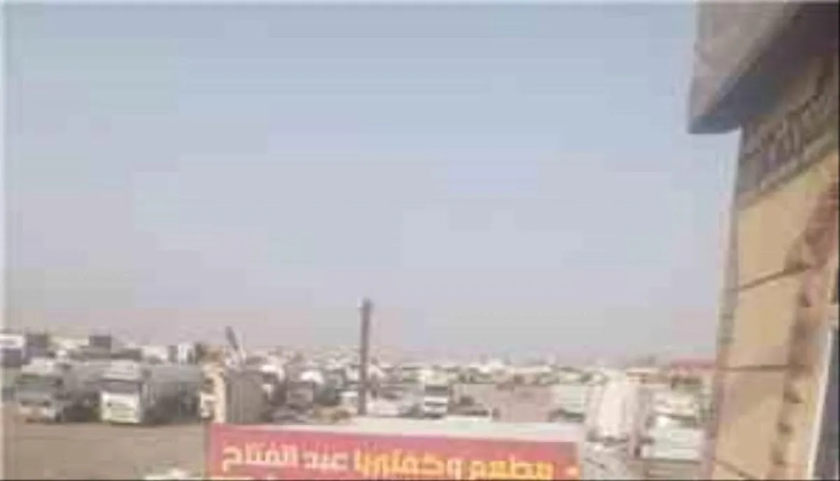 تقطعات قبلية في مأرب تفاقم أزمة الغاز والوقود قبيل عيد الأضحى