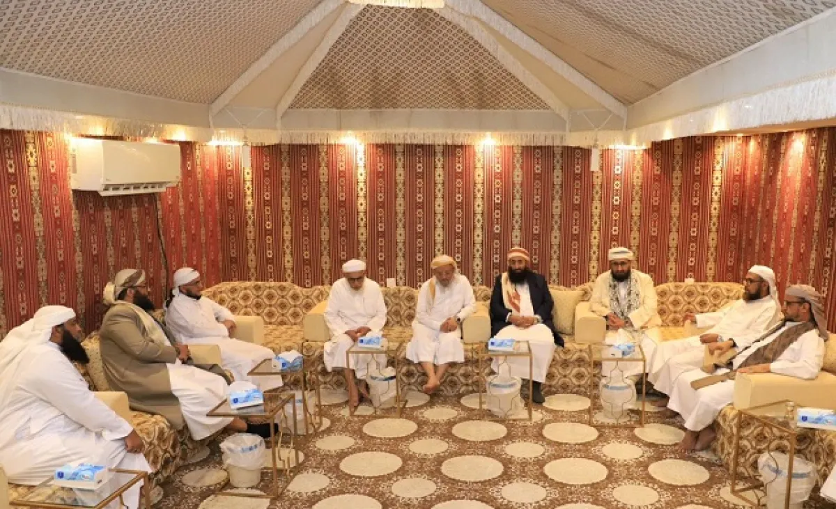 الوزير الوادعي يناقش مع رؤساء المكونات الدعوية تعزيز حضور العلماء في معركة الوعي واستعادة الدولة