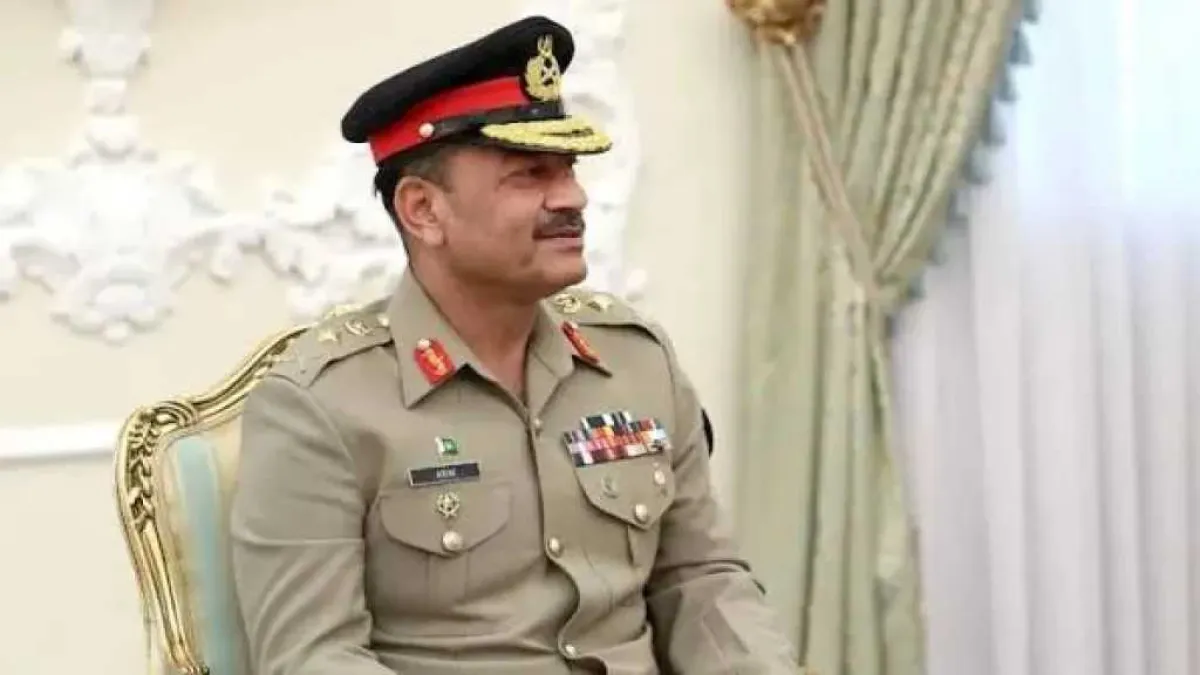 قائد الجيش الباكستاني يغادر طهران بعد جولة محادثات مكثفة لإنهاء الحرب