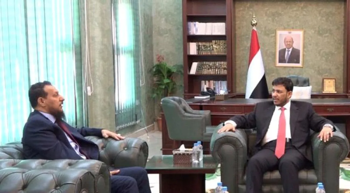 عبد الله العليمي يلتقي وزير الدولة محافظ عدن عبد الرحمن شيخ