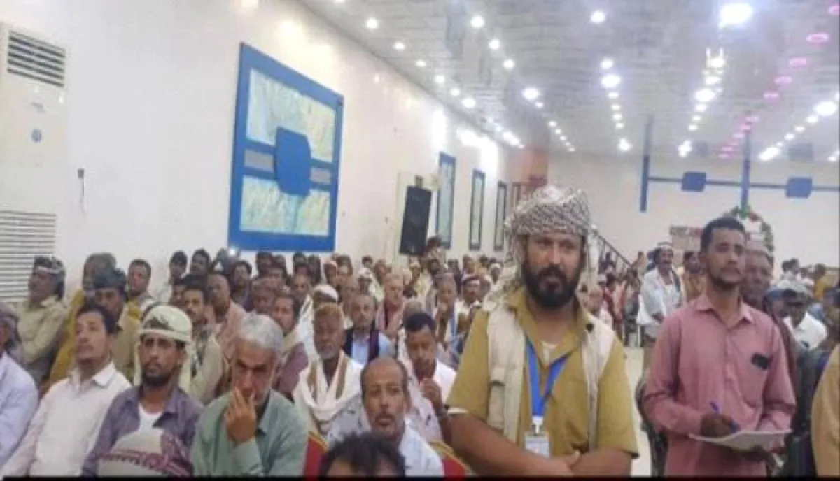 انطلاق اجتماع موسّع لقيادات المجلس الانتقالي في أبين