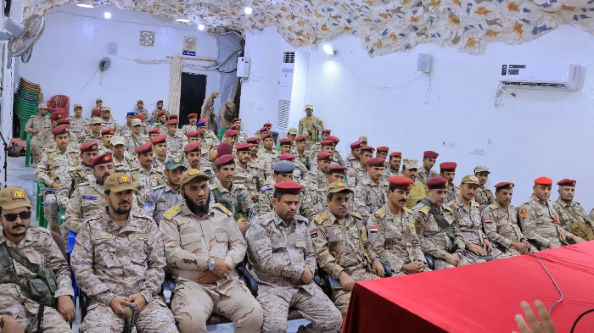 قيادة المنطقة العسكرية السادسة تستقبل خريجي الدفعة الـ34 من كلية الطيران والدفاع الجوي
