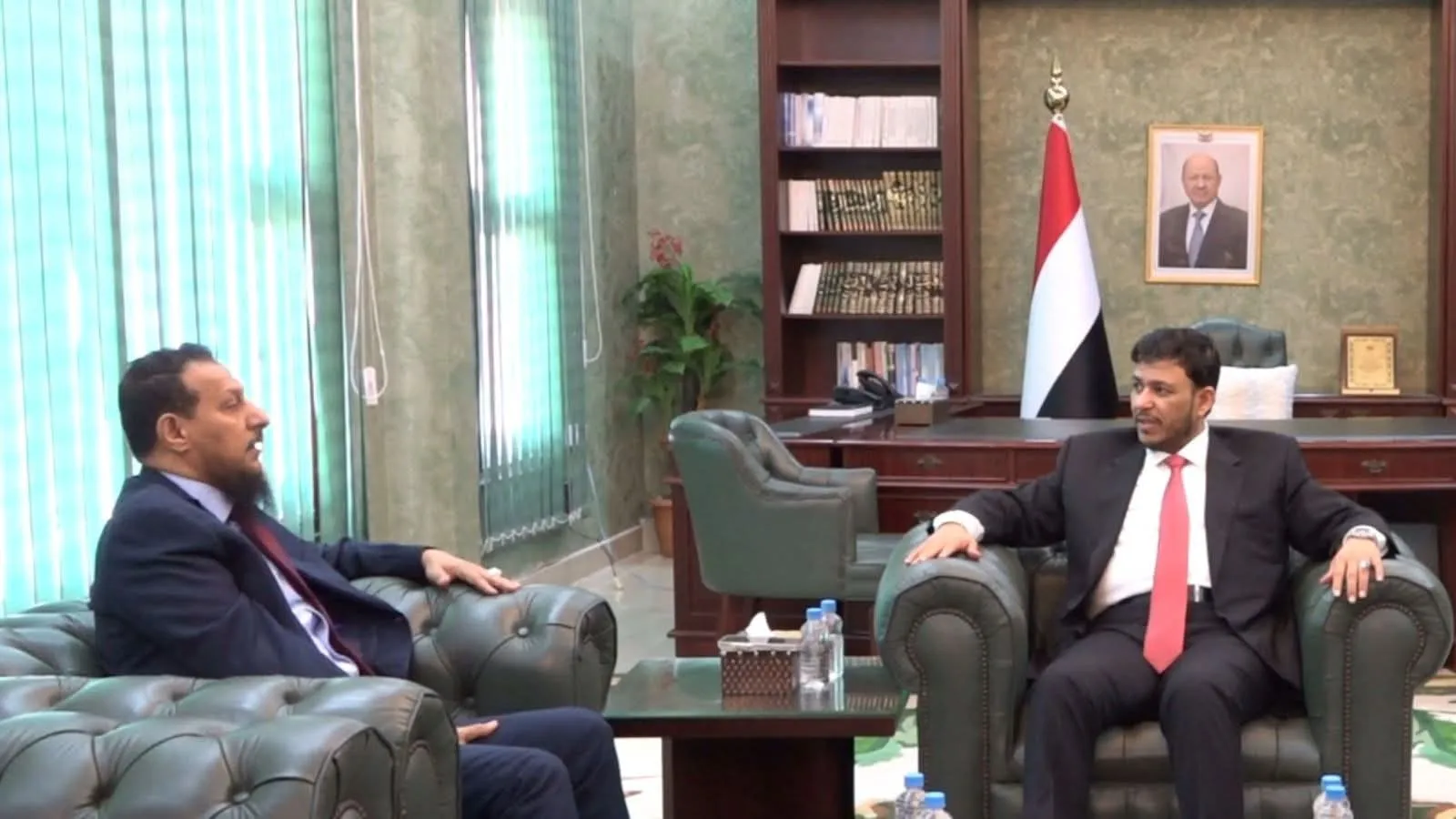 الدكتور عبدالله العليمي يلتقي المحافظ شيخ ويؤكد أهمية توحيد الجهود لخدمة عدن وأبنائها