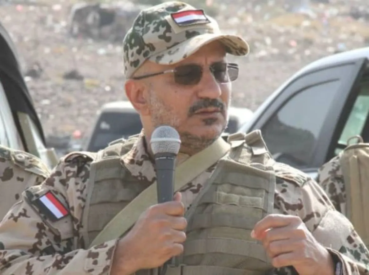طارق عفاش يدشن قاعدة أجنبية!