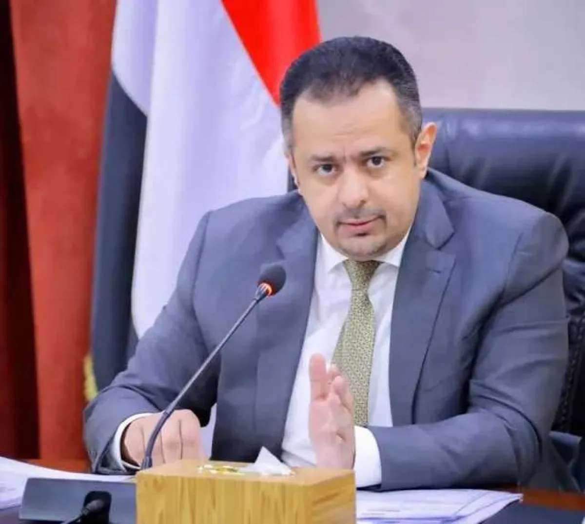 مصادر: ترجيحات بتعيين معين عبدالملك سفيرا لليمن في مصر