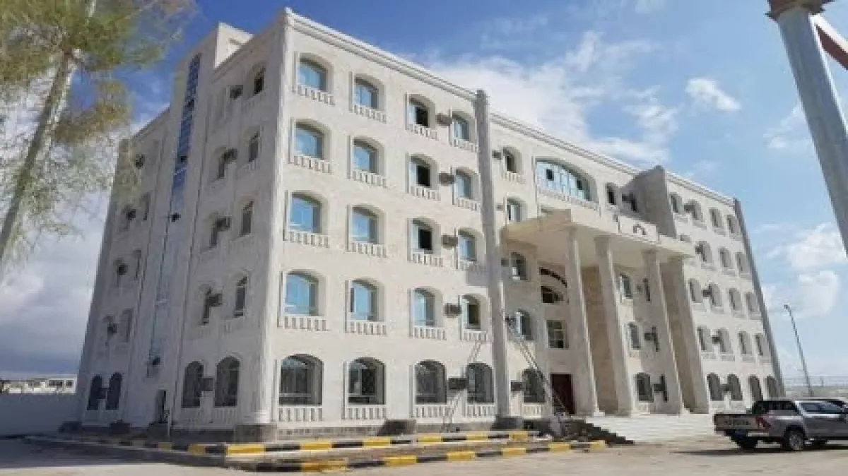 اليمن: مستجدات قضية “طفل الممدارة”.. تحقيقات بشأن احتجاز الطفل 6 أشهر وإطلاق سراح المتهم