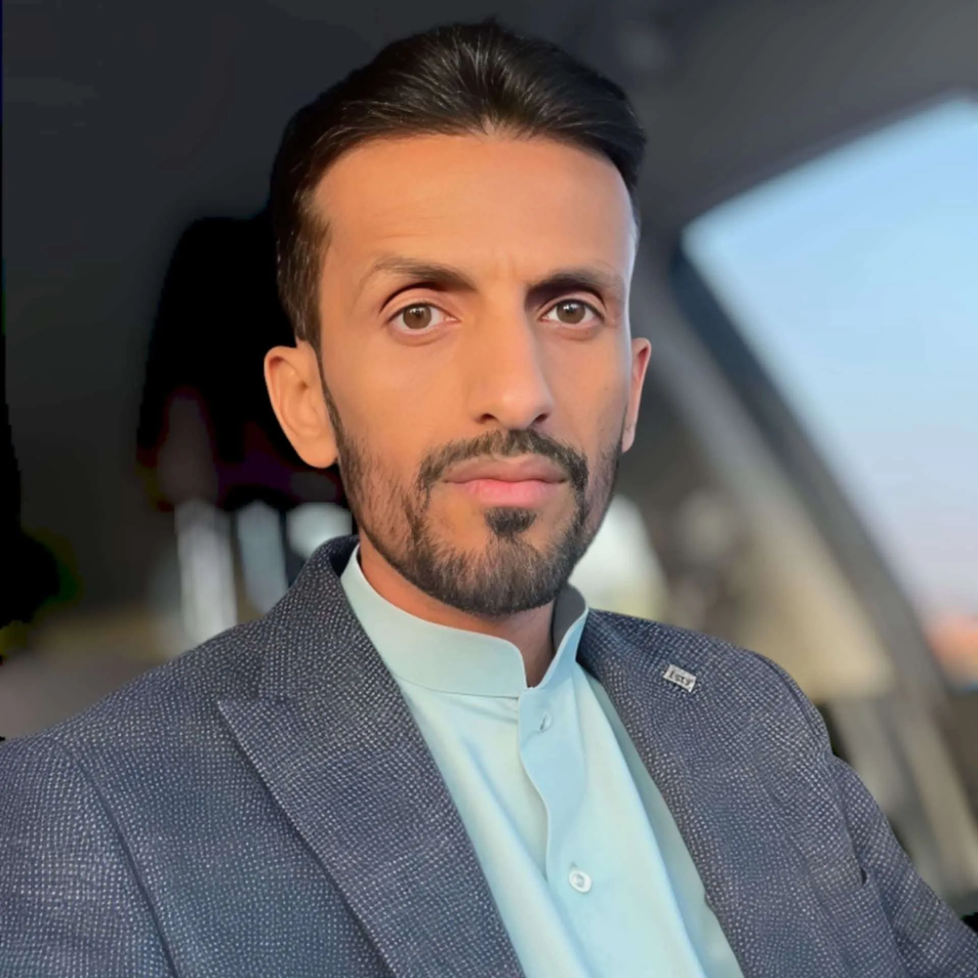 عادل الحسني يكشف حقيقة ان الجحافي مغتص ب الطفل بعدن من تعز ويوجه رسالة نارية للانتقالي