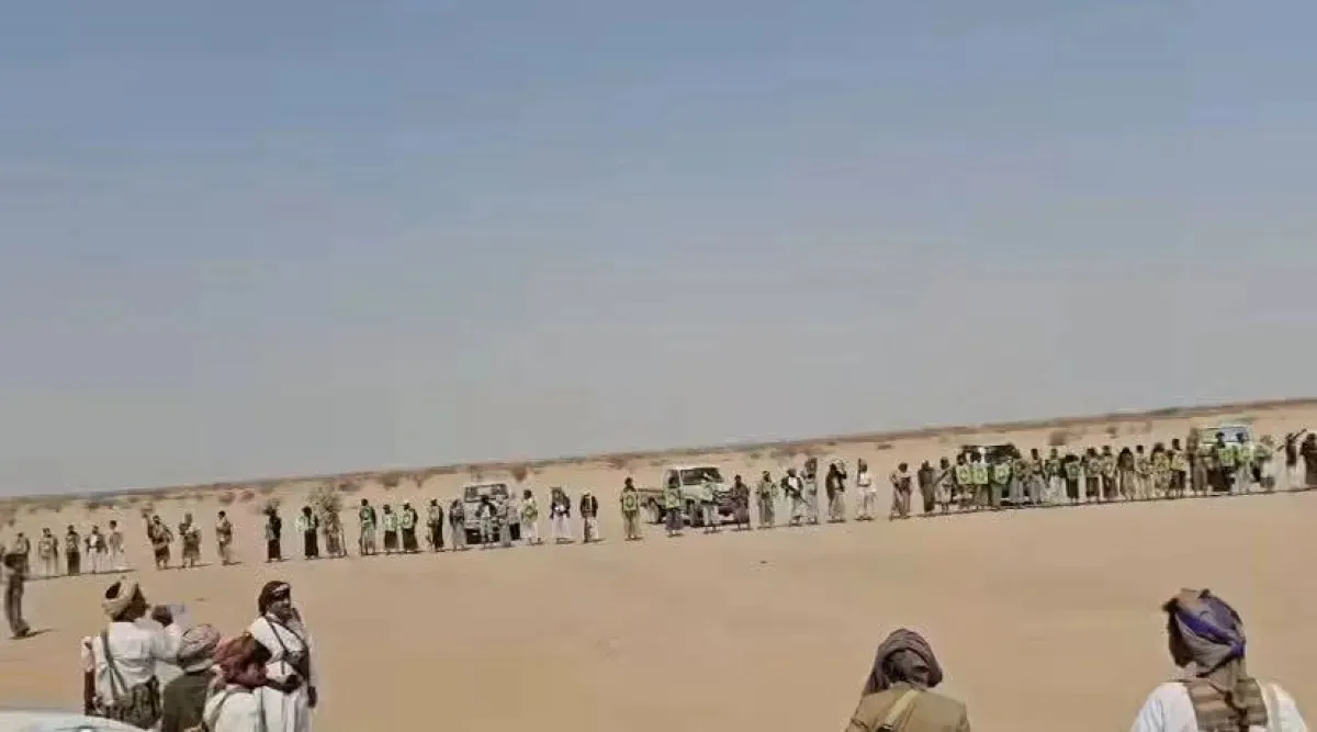 احتجاجاً على اختطاف الحزمي ومستجيرته.. قبائل الجوف تقاطع فعالية حوثية مسلحة