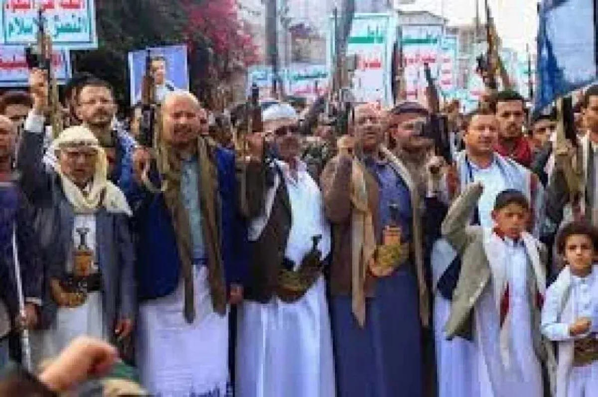 صنعاء على حافة الانهيار المؤسسي.. كيف تحولت ”حكومة الحوثي” إلى أدوات جباية متناحرة؟