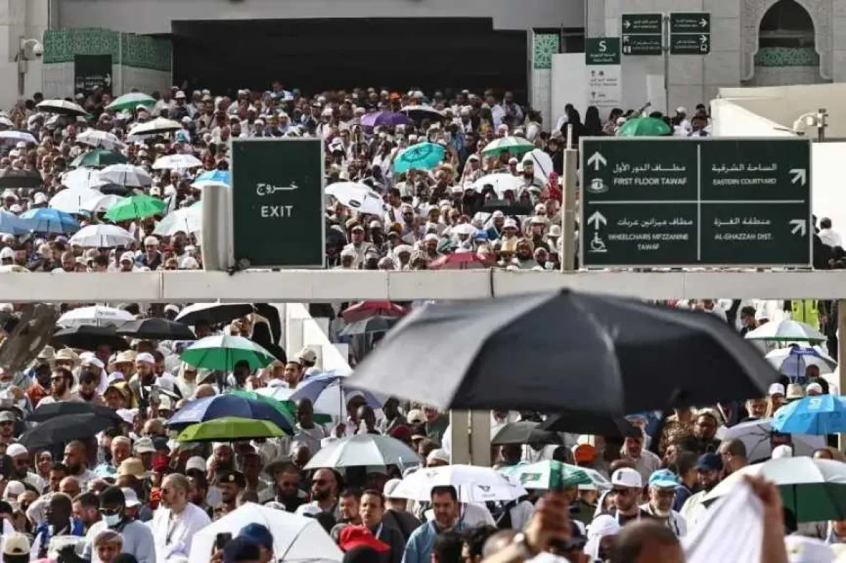 في ظل حرارة تلامس 45 درجة.. منظومة سعودية متطورة لتفويج الحجاج إلى مشعر منى في يوم التروية