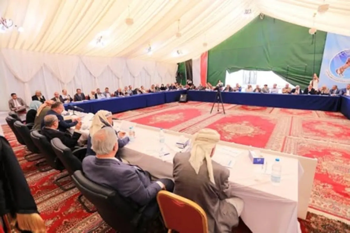 مؤتمريون يرفضون انحيار جناحهم في صنعاء لـ الحوثيين