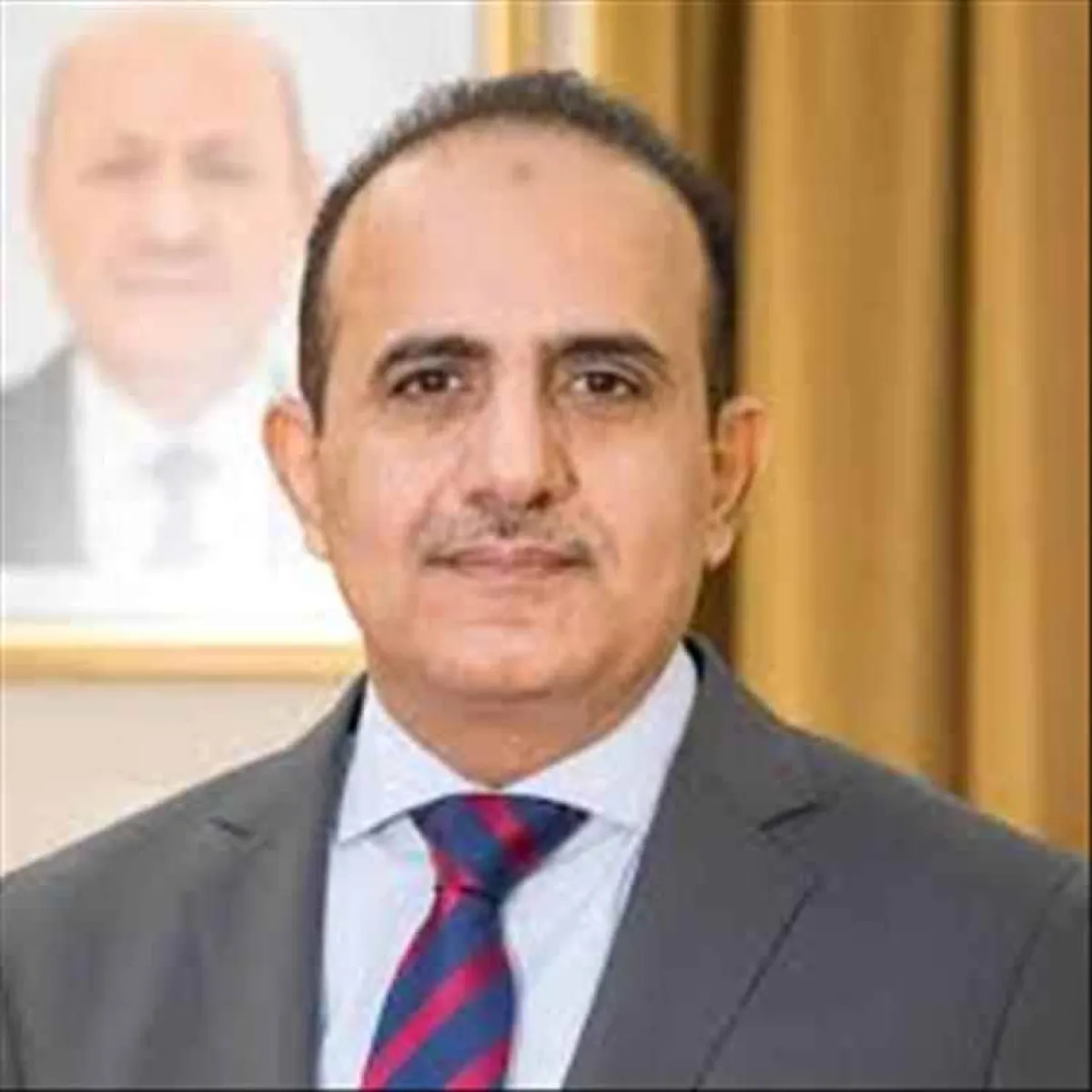 وزير الصحة يطمئن على سلامة حجاج اليمن خلال اتصال هاتفي برئيس البعثة الطبية المرافقة