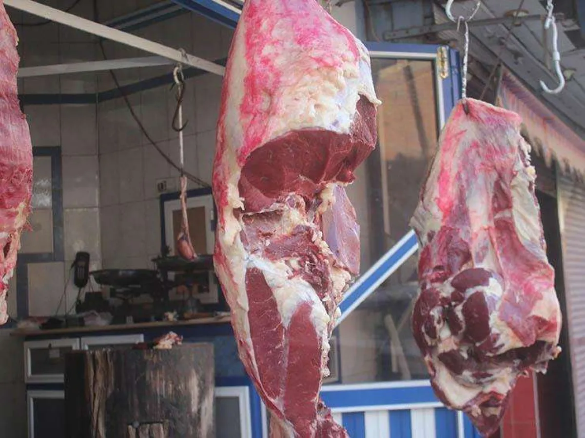 في أول أيام الأضحى.. شكاوى غاضبة من ممارسات الملاحم بعدن