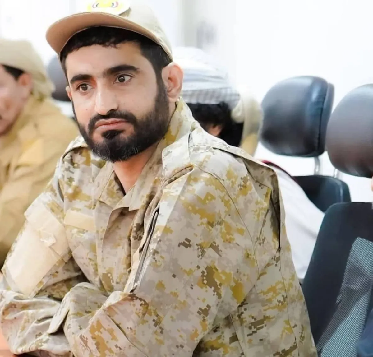 قائد محور سبأ يهنئ  بمناسبة عيد الأضحى المبارك