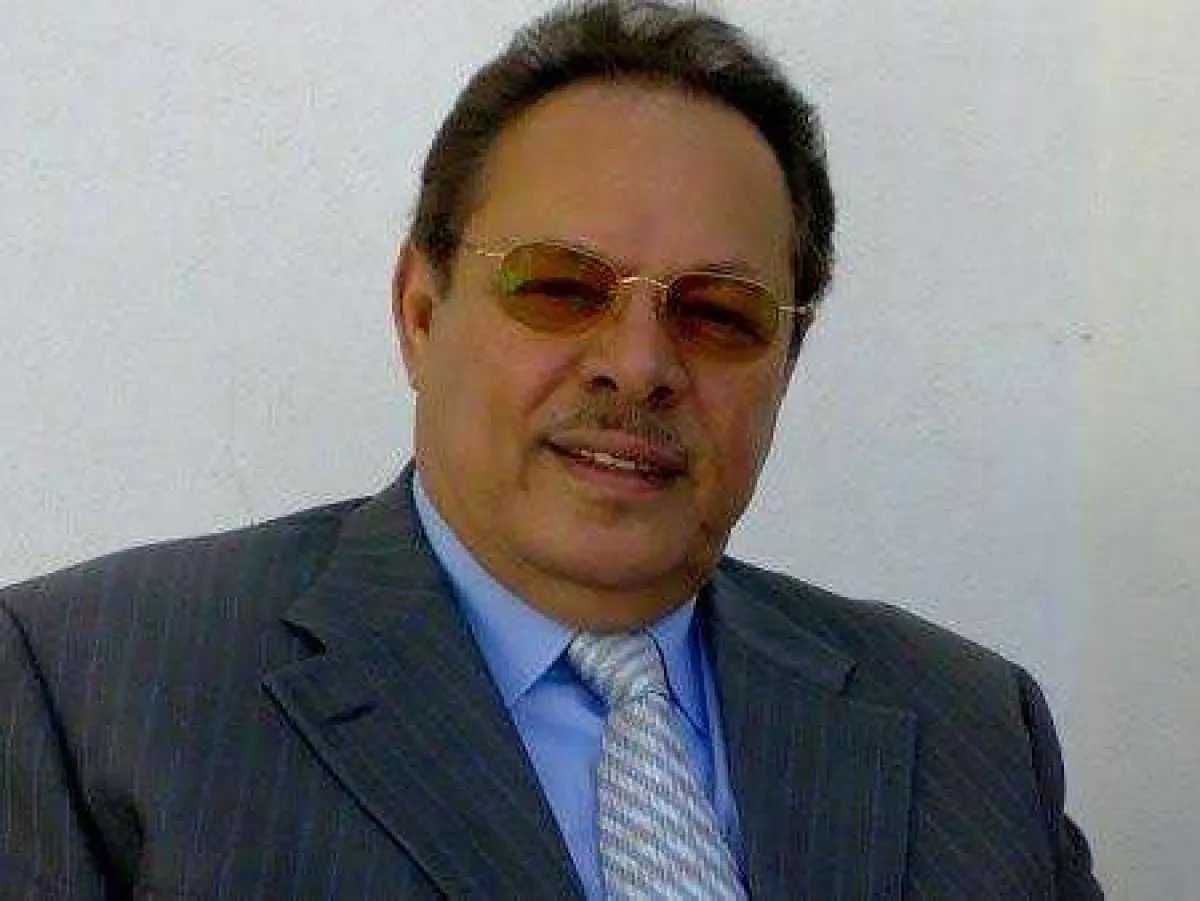 الرئيس علي ناصر محمد يعزي بوفاة الصحفي سالم الحاج