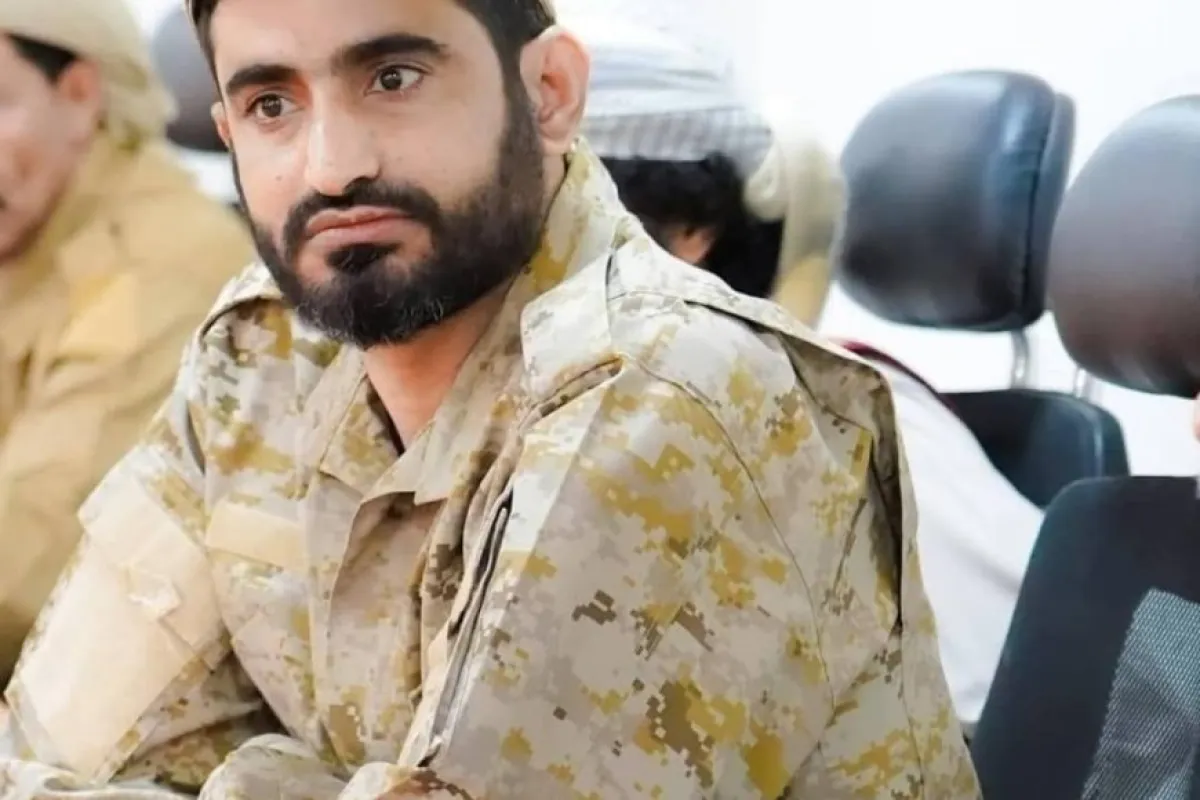قائد محور سبأ يهنئ القيادة السياسية والشعب اليمني