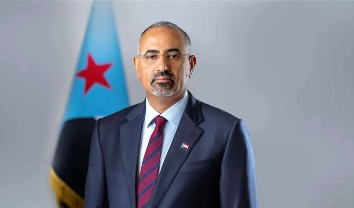 الرئيس الزُبيدي يهنئ شعب الجنوب العربي وقواته المسلحة الباسلة بحلول عيد الأضحى المبارك