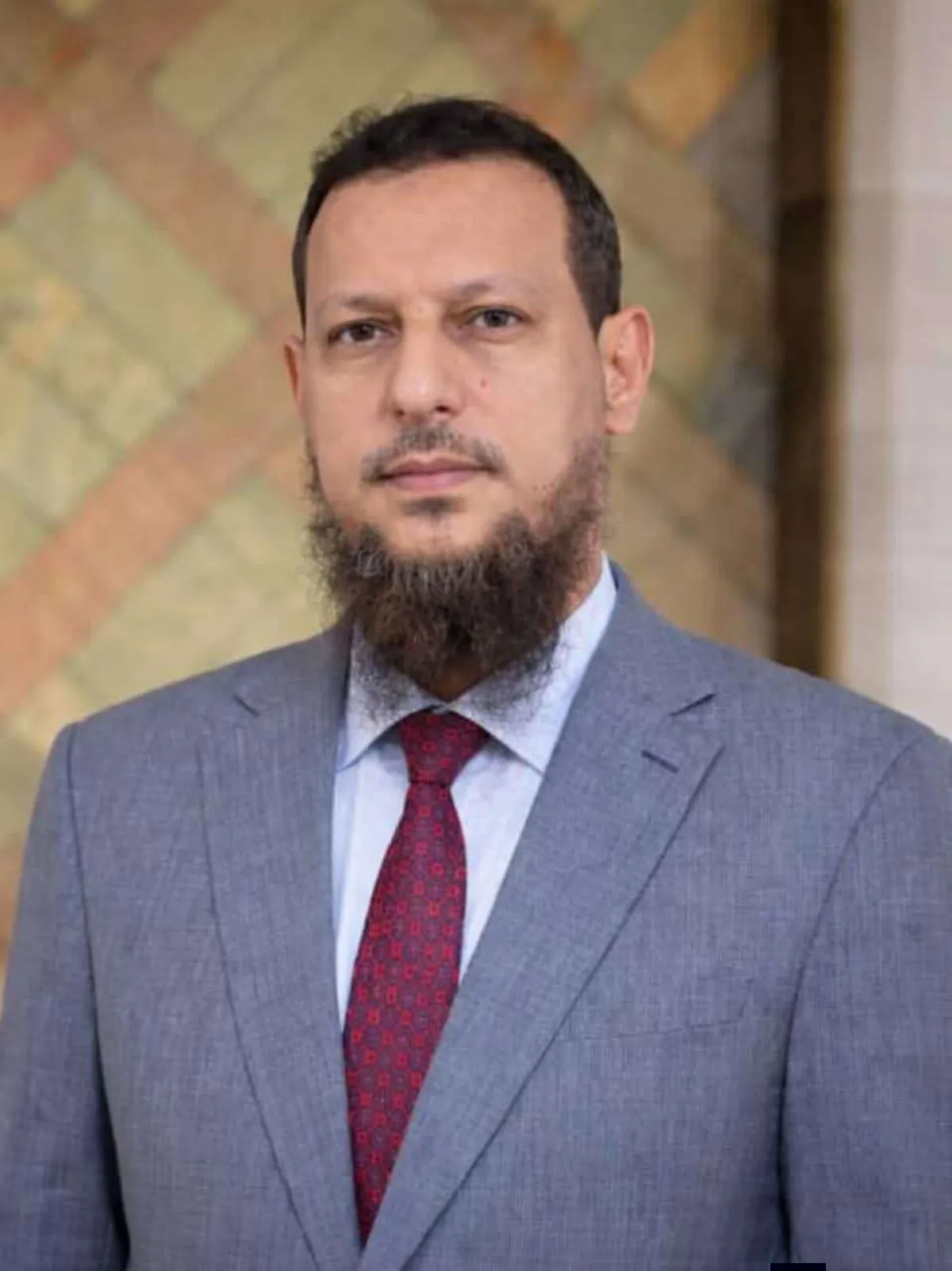 عاجل:محافظ عدن يعلق على الدعم السعودي للكهرباء ويكشف هذا الامر