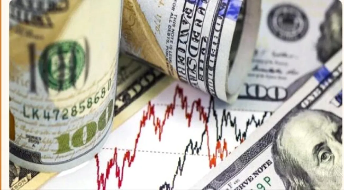 الدولار يستقر قرب أعلى مستوياته في أسبوع  