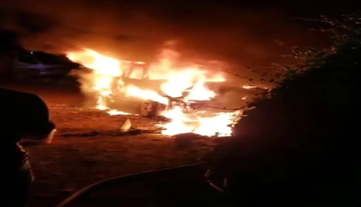 إحراق سيارة قيادي مؤتمري وقبلي معارض للحوثيين في حجة