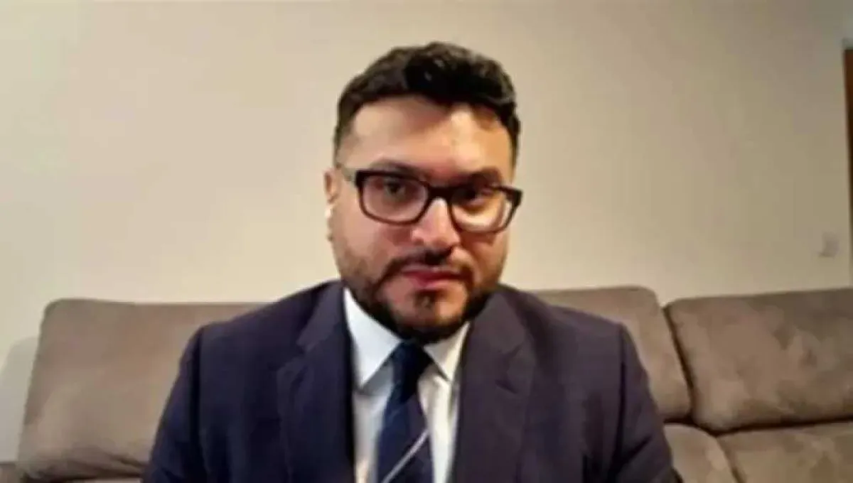 إعلامي سعودي بارز موجها صفعة لـ دعاة الانفصال: كفوا عن مهاجمة الوحدة...وأجدوا مشاريعا صحية لمشاريعكم