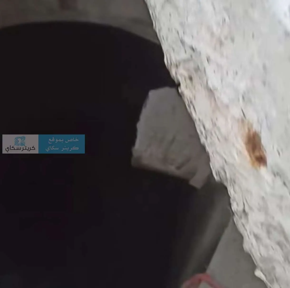 خطر يهدد المارة في أشهر جولات عدن.