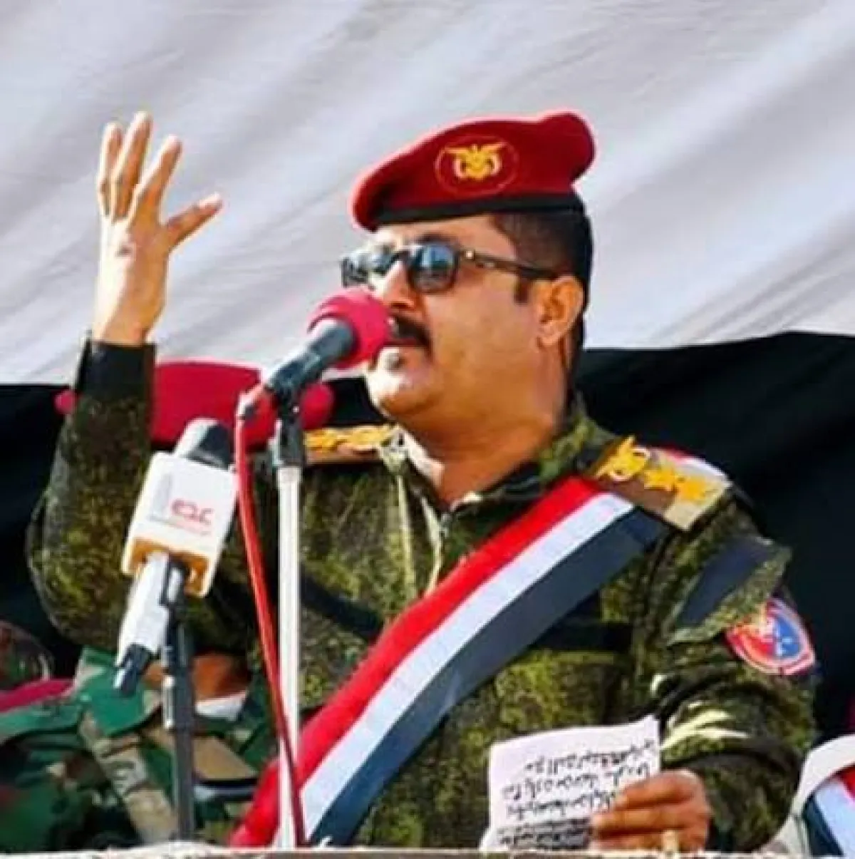 نجاة قائد عسكري من هجوم بصاروخ موجه للحوثيين في صعدة