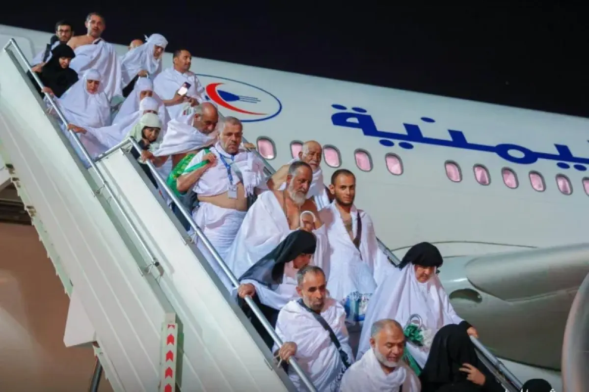 إلغاء رحلات وعجز في تفويج الحجاج.. أزمة وقود تضرب شركة اليمنية
