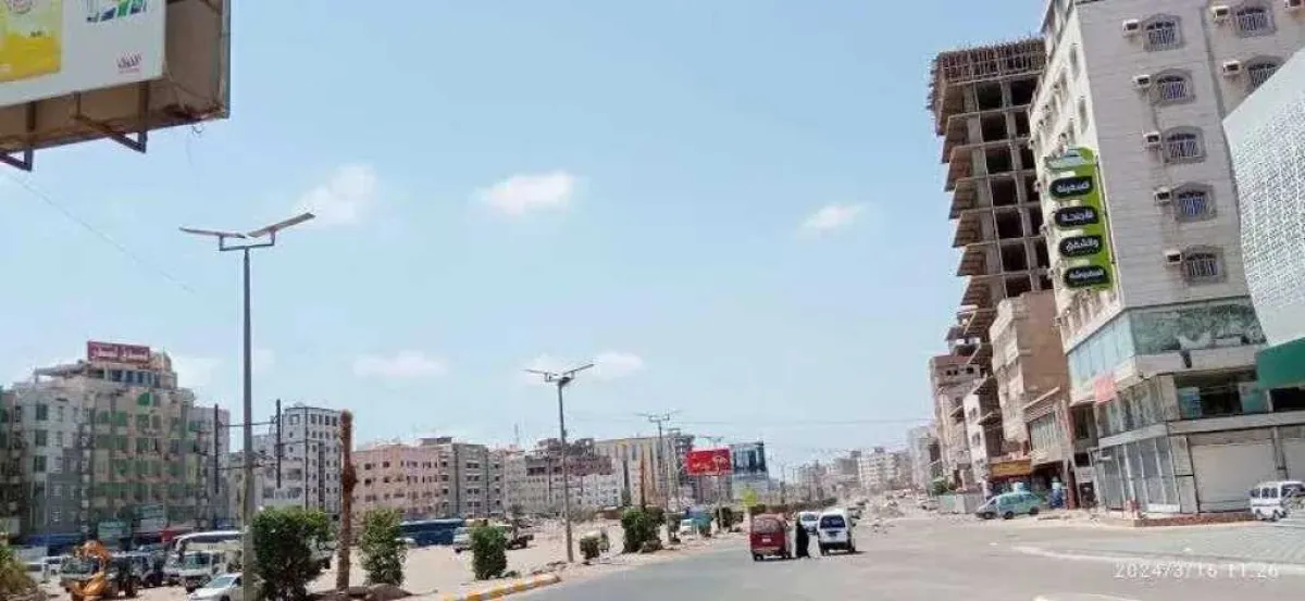 مدير سابق يقتحم قسم شرطته بالسلاح.. والجيش يتفرج؟