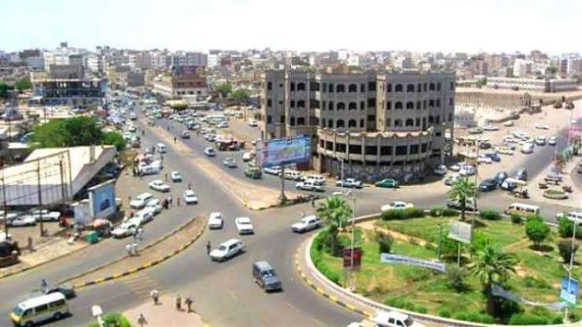 حالات إغماء داخل منازل بعدن مع تصاعد موجة الحر وانقطاع الكهرباء