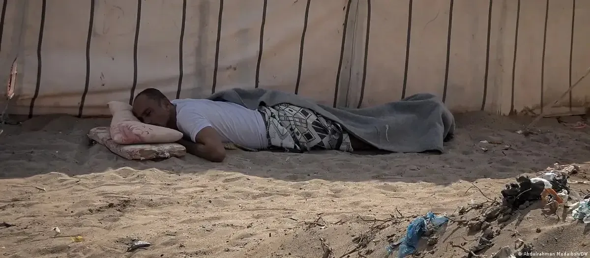 الحديدة.. مليشيا الحوثي تفاقم معاناة السكان بقطع الكهرباء وسط موجة حر خانقة