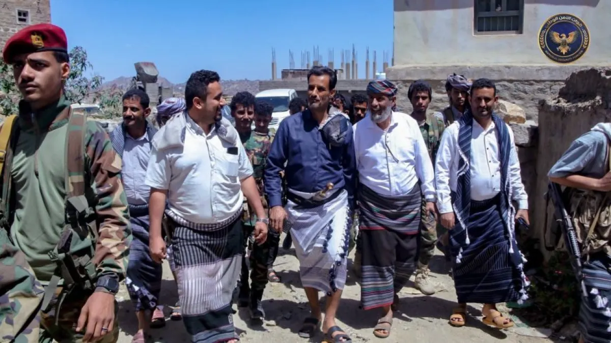 بتوجيهات المحرمي.. اللواء الجمالي يزور الشيخ عبدالرب النقيب ويشيد بمواقفه الوطنية ودوره في تعزيز اللحمة الجنوبية