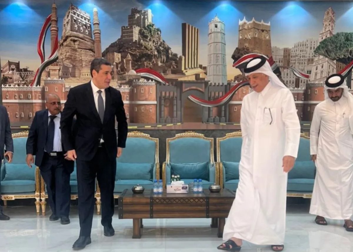 قطر تعزي اليمن بوفاة هادي.. سلطان المريخي يزور السفارة اليمنية في الدوحة