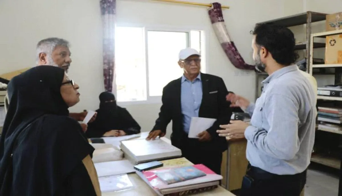 وكيل عدن يشيد بانضباط موظفي البريقة مع استئناف العمل بعد عطلة العيد
