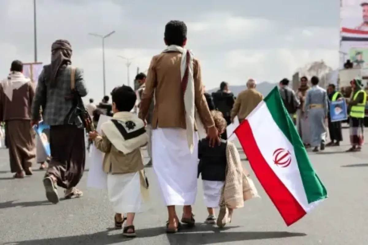 تحليل: الحوثيون يحافظون على ارتباطهم بطهران دون التخلي عن أولوياتهم