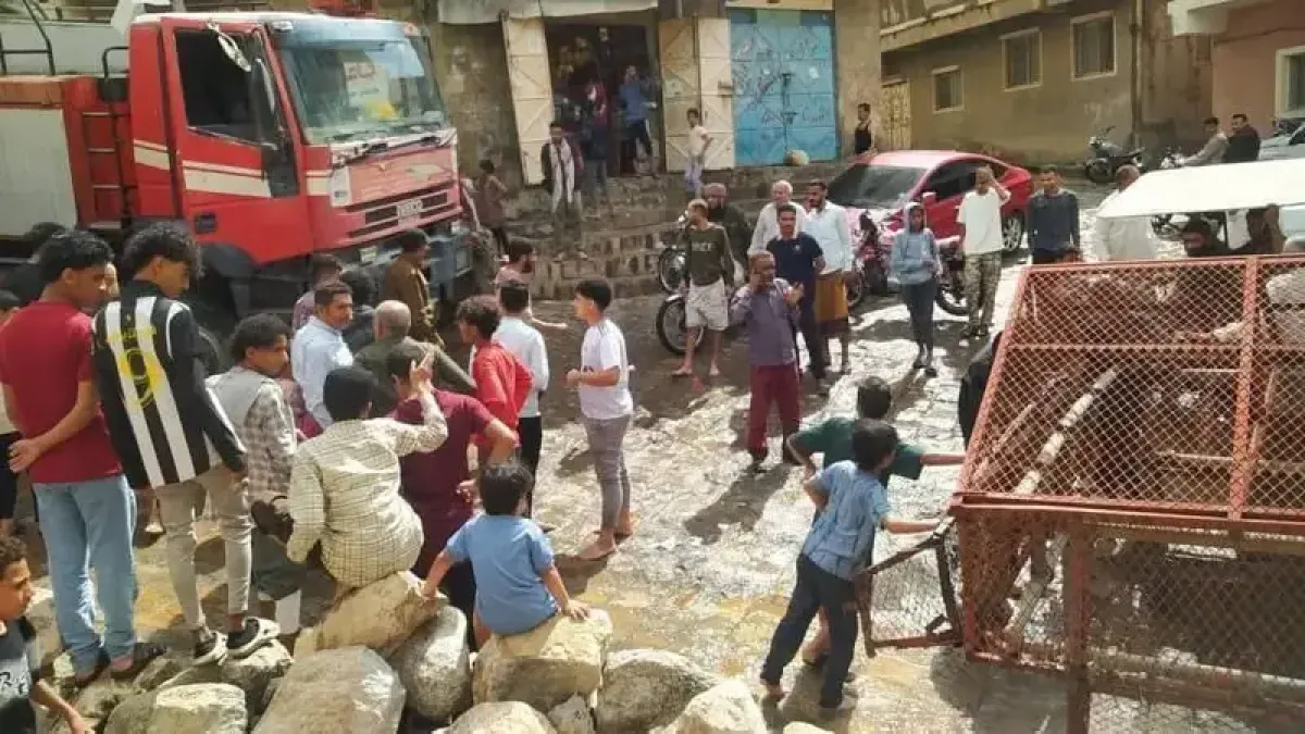 اندلاع حريق في بناية سكنية بتعز