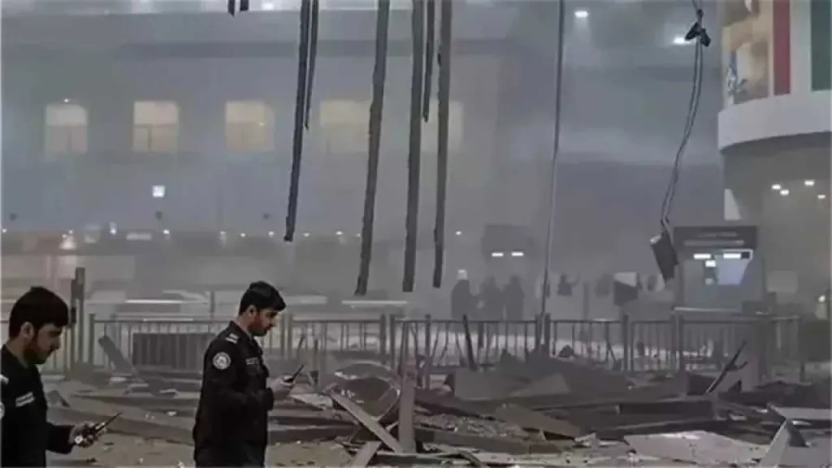 الكويت: وفاة وإصابة شخصين وتضرر منشآت حيوية بينها بعثات دبلوماسية جراء هجوم إيراني