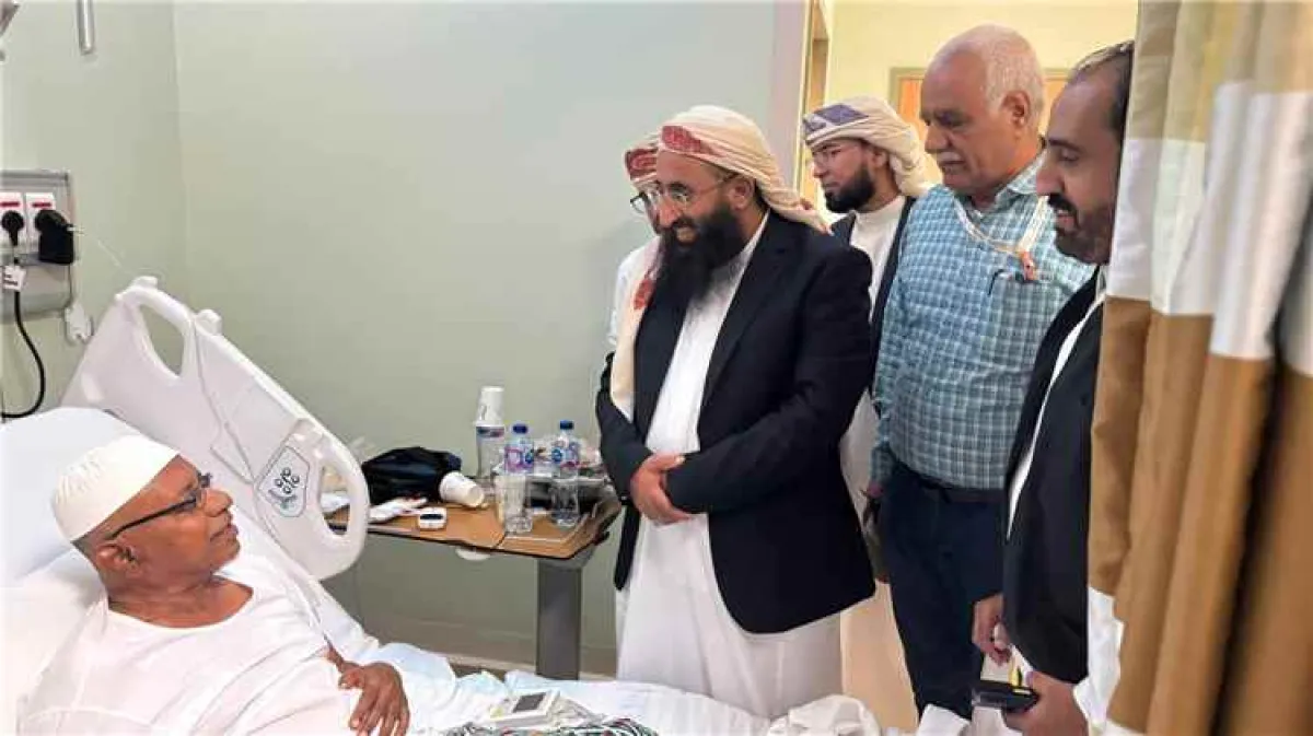 وزير الأوقاف يتفقد حجاج اليمن المرضى بمستشفيات مكة ويشدد على استمرار متابعتهم الصحية