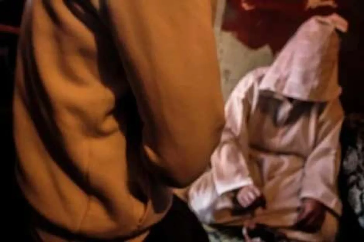 هل هي أعمال سحر أم اضطرابات صحية؟ جدل يثيره مراسل يمني
