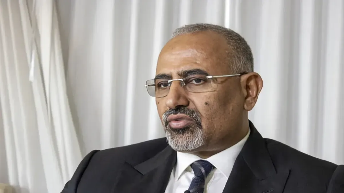 الزبيدي يهاجم الرياض: السعودية فككت قواتنا وخلقت فراغاً أمنياً في باب المندب والبحر الأحمر استغلته إيران