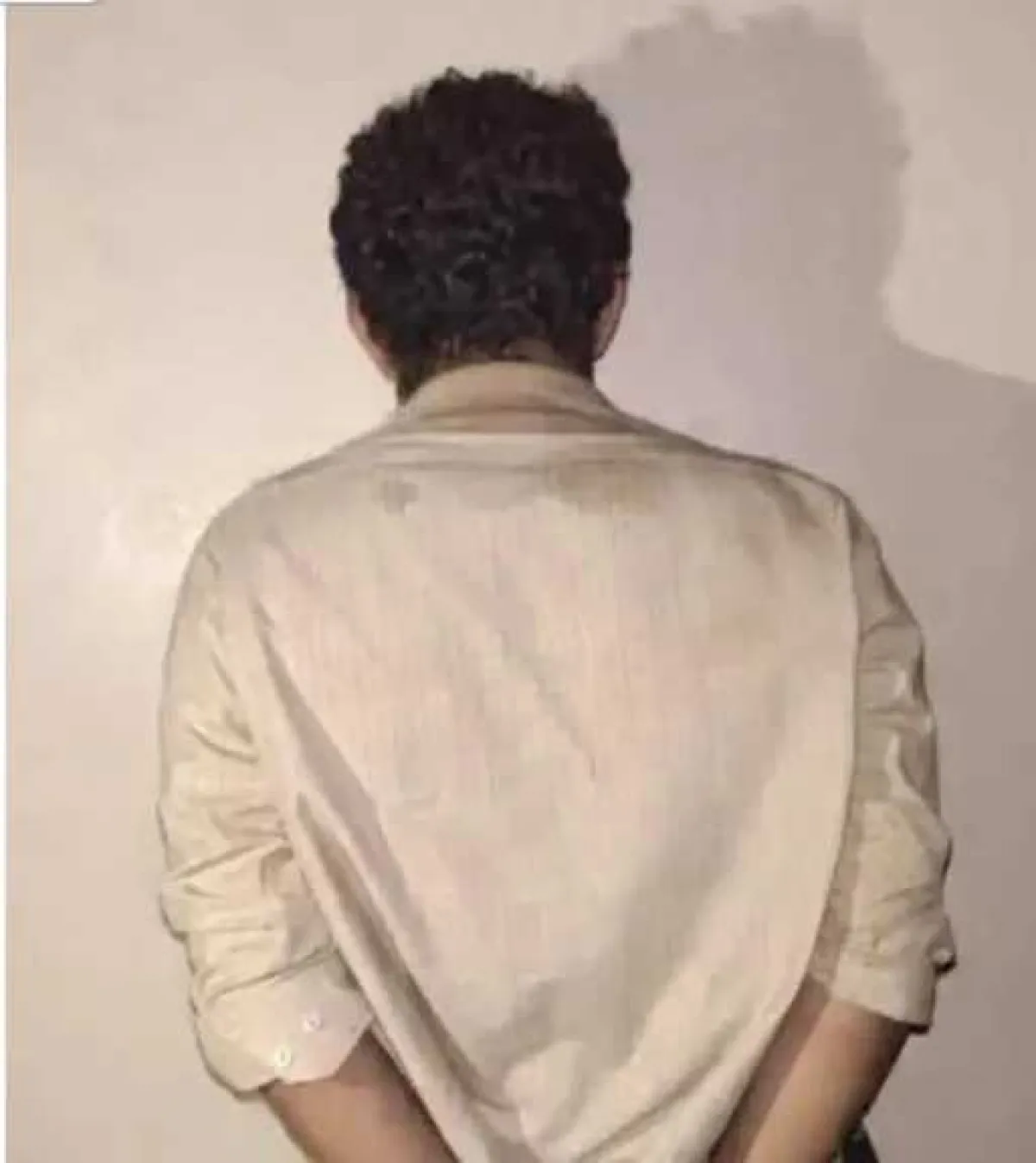 الإطاحة بأخطر متهم بتهريب المهاجرين الأفارقة في أبين بعد اشتباك مسلح وإصابة أحد أفراده